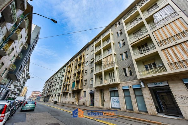 appartamento in vendita a Torino in zona Millefonti