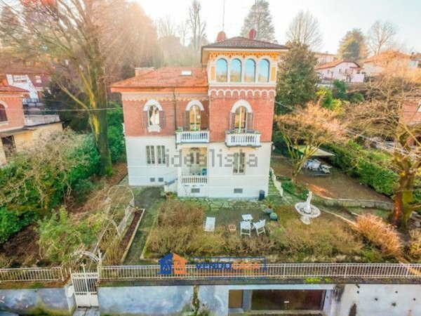 appartamento in vendita a Torino in zona Borgo Po