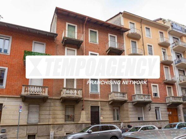 appartamento in vendita a Torino in zona Parella