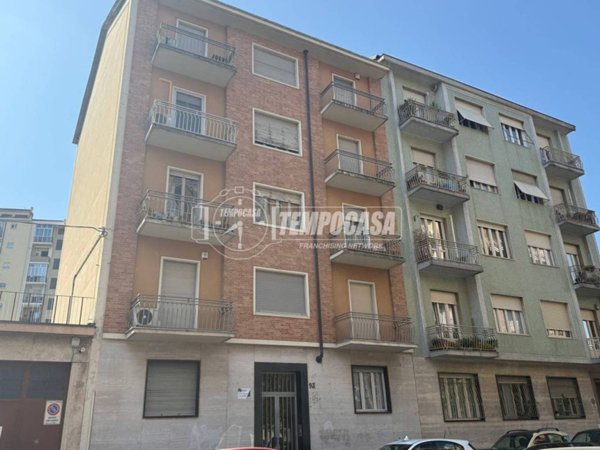 appartamento in vendita a Torino in zona Parella