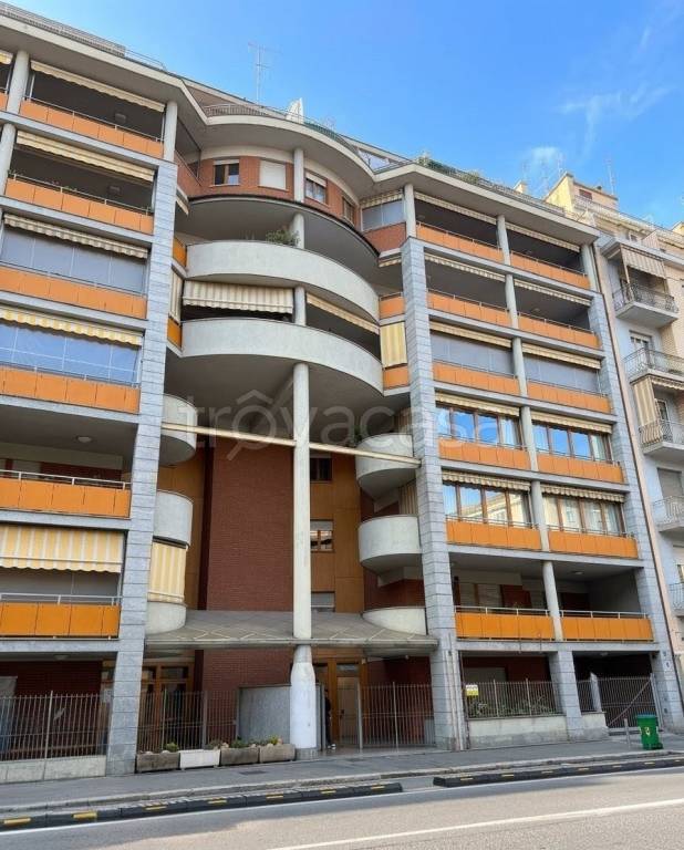 appartamento in vendita a Torino in zona Borgo San Paolo