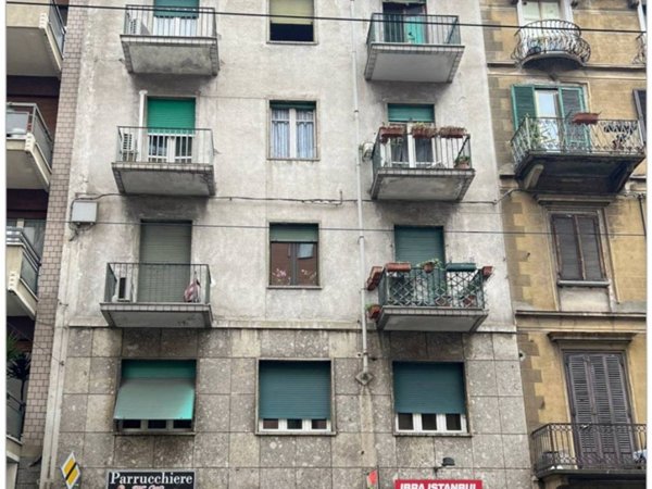 appartamento in vendita a Torino in zona Aurora