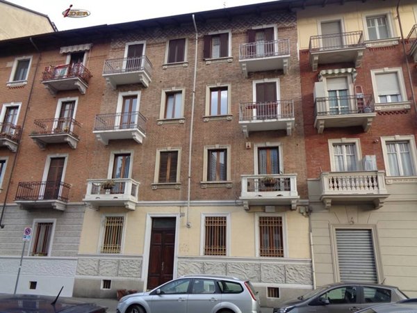 appartamento in vendita a Torino in zona Parella