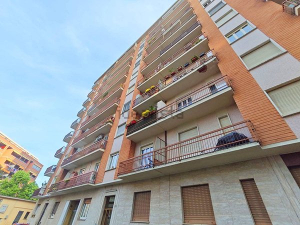 appartamento in vendita a Torino in zona Borgata Vittoria
