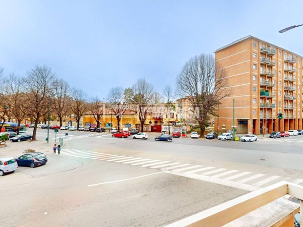 appartamento in vendita a Torino in zona Santa Rita