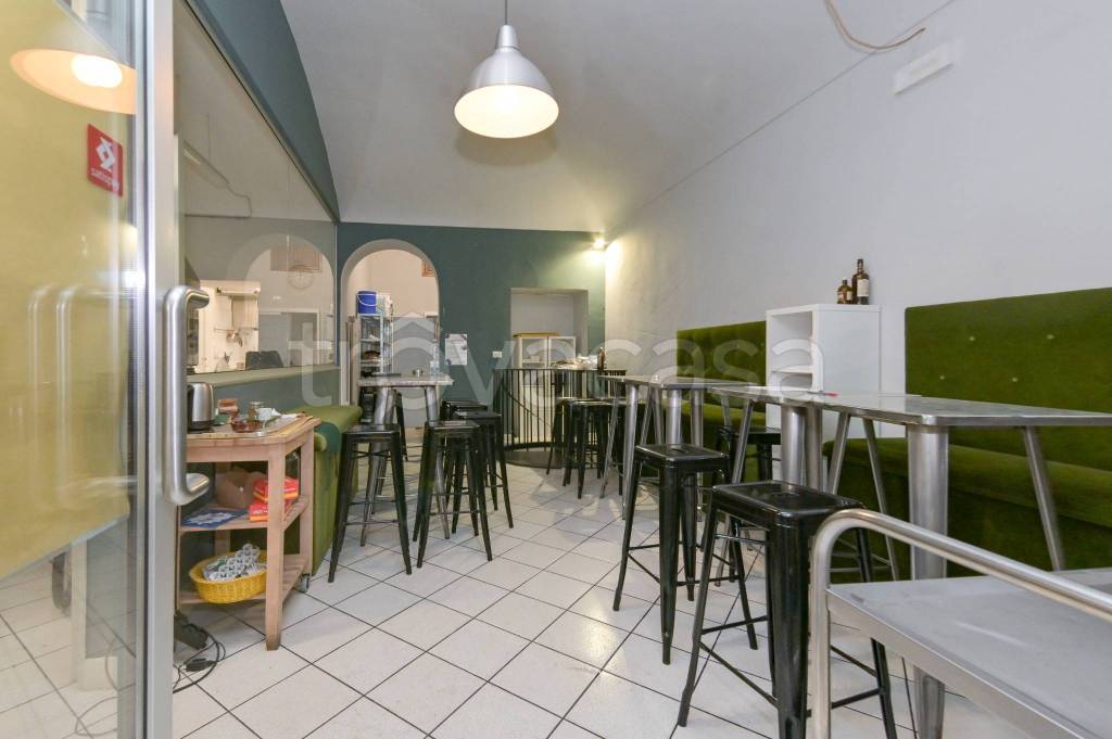negozio in vendita a Torino in zona San Salvario