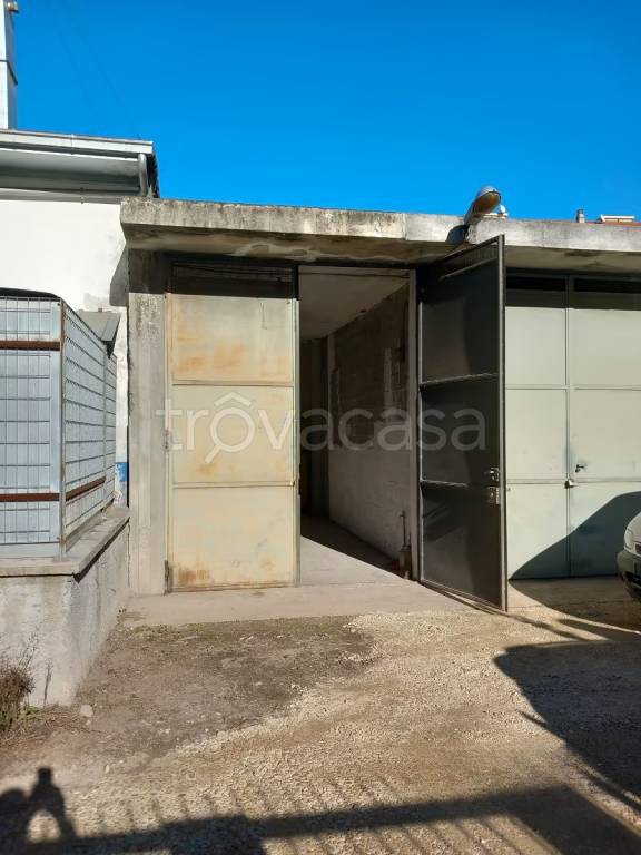 casa indipendente in vendita a Torino in zona Lingotto