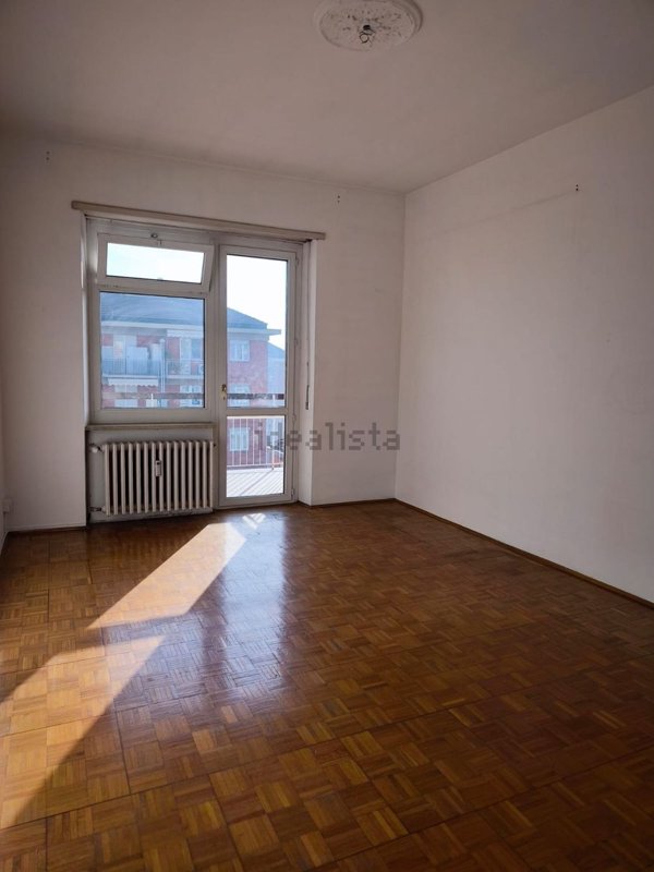 appartamento in vendita a Torino in zona Mirafiori Sud