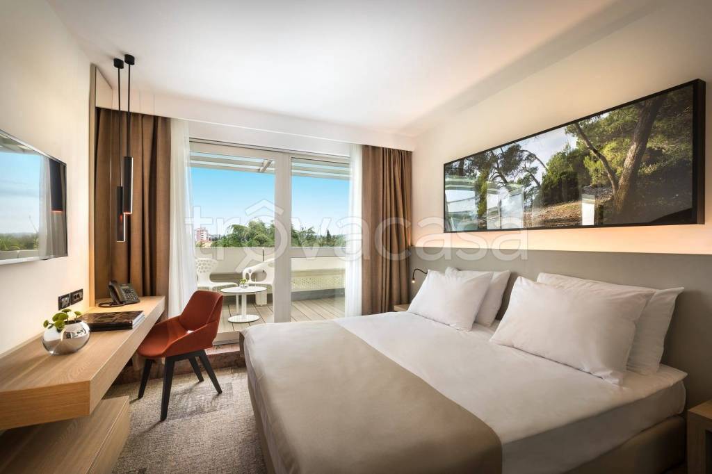 negozio in vendita a Torino in zona Lucento