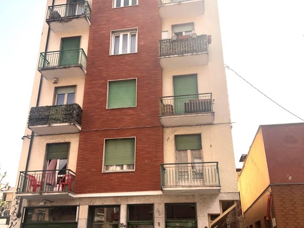 appartamento in vendita a Torino in zona Aurora