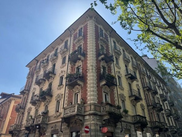 appartamento in vendita a Torino in zona Pozzo Strada