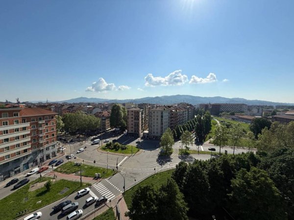 appartamento in vendita a Torino in zona Santa Rita