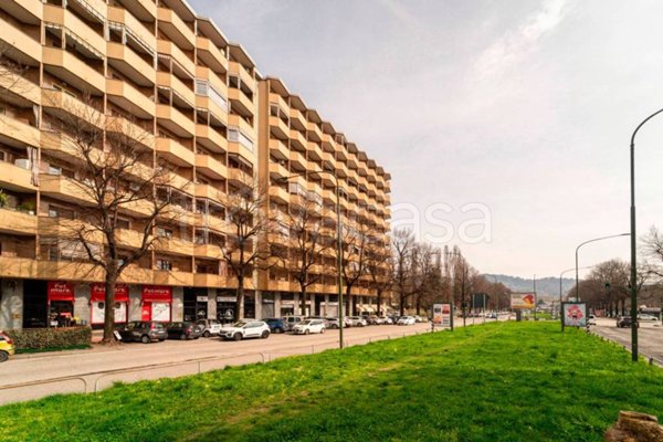 negozio in vendita a Torino in zona Millefonti