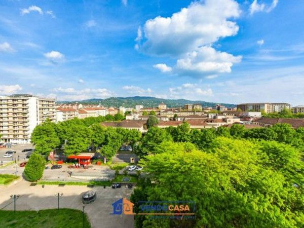 appartamento in vendita a Torino in zona Crocetta