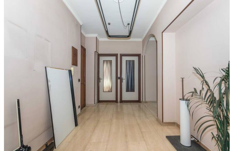 appartamento in vendita a Torino in zona Lingotto