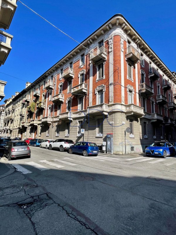 appartamento in vendita a Torino in zona Centro Storico