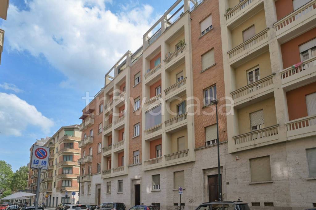 appartamento in vendita a Torino in zona Crocetta