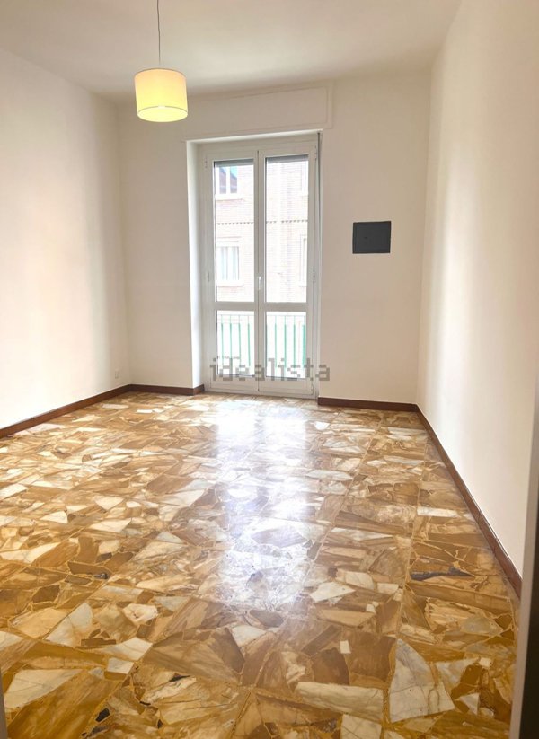 appartamento in vendita a Torino in zona Aurora