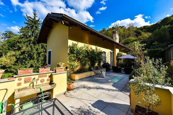 casale in vendita a Torino in zona Rosa