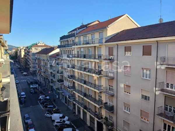 appartamento in vendita a Torino in zona Santa Rita