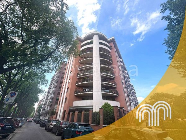 ufficio in vendita a Torino in zona Cenisia