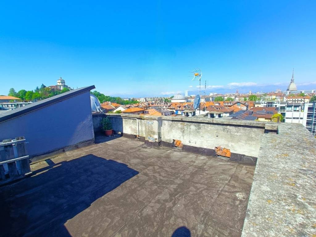 appartamento in vendita a Torino in zona Gran Madre