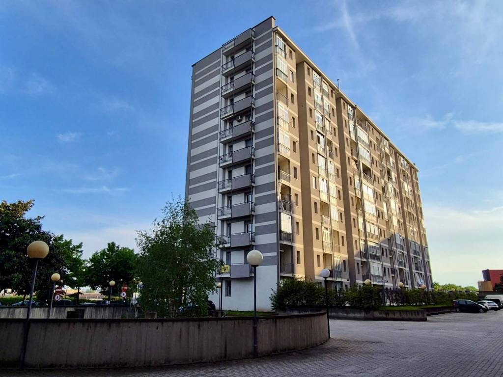 appartamento in vendita a Torino in zona Santa Rita