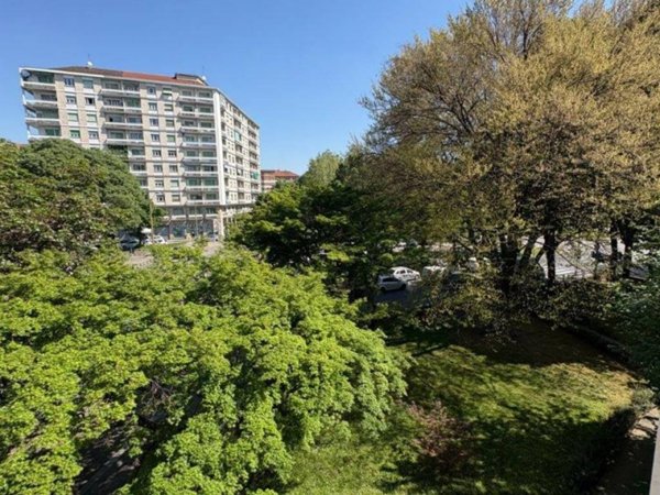 appartamento in vendita a Torino in zona Santa Rita