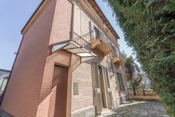 casa indipendente in vendita a Torino in zona Lucento