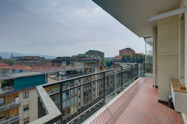 appartamento in vendita a Torino in zona Pozzo Strada