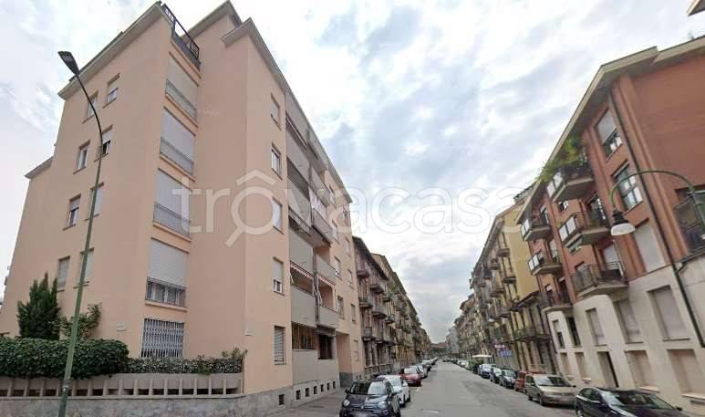 appartamento in vendita a Torino in zona Cenisia