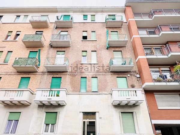 locale di sgombero in vendita a Torino in zona Borgata Vittoria