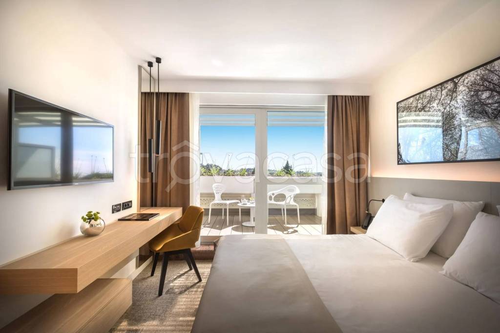 negozio in vendita a Torino in zona Aurora