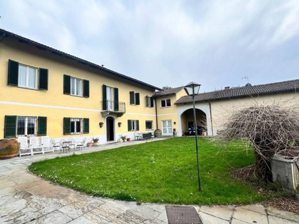 casa indipendente in vendita a Torino in zona Superga