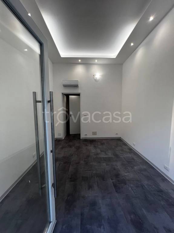 negozio in vendita a Torino in zona Borgo San Paolo