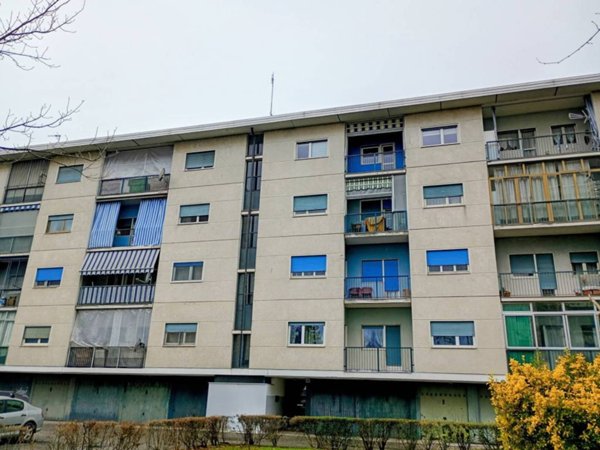 appartamento in vendita a Torino in zona Falchera