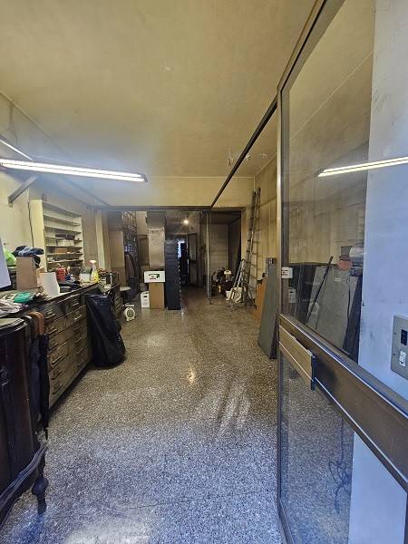 negozio in vendita a Torino in zona San Salvario
