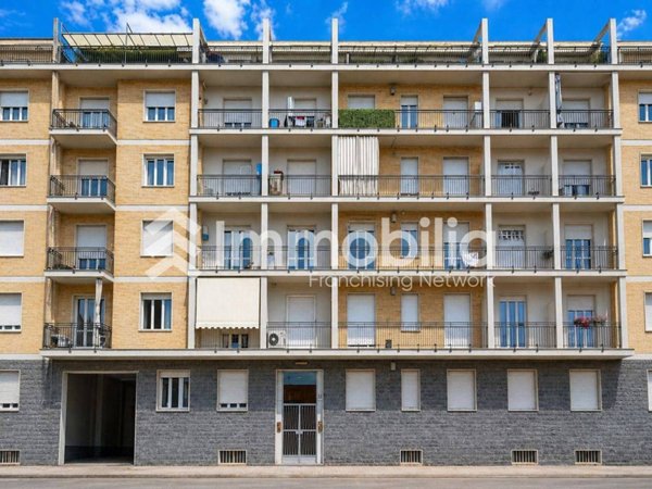 appartamento in vendita a Torino in zona Borgo San Paolo