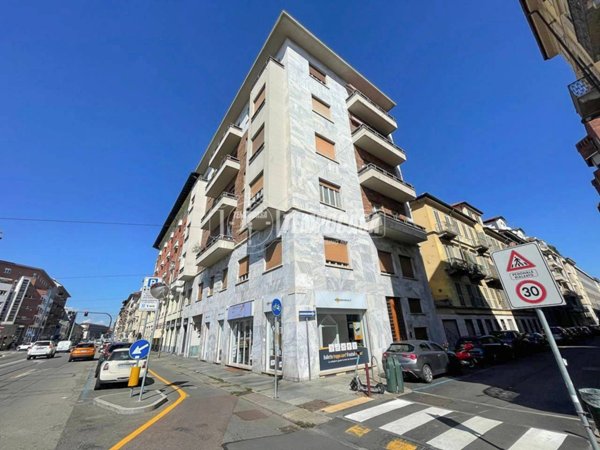 appartamento in vendita a Torino in zona San Salvario