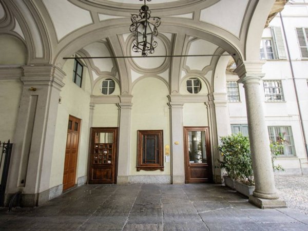 appartamento in vendita a Torino in zona Centro Storico
