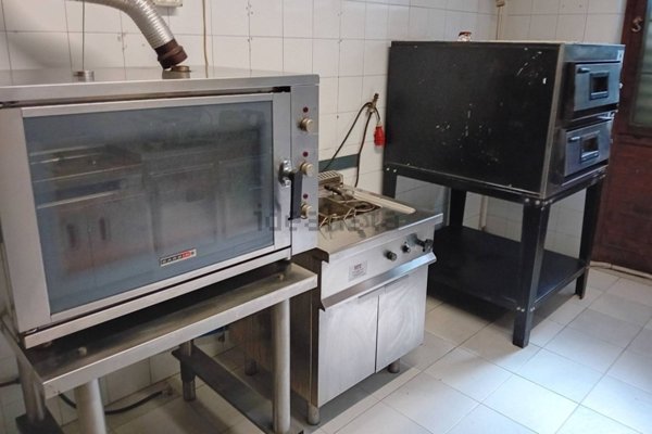 locale commerciale in vendita a Torino in zona Millefonti