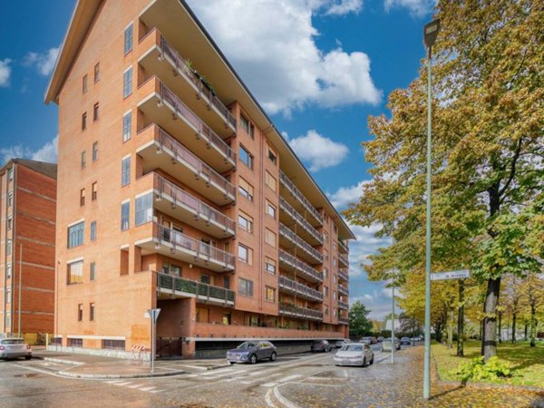 appartamento in vendita a Torino in zona Mirafiori Nord