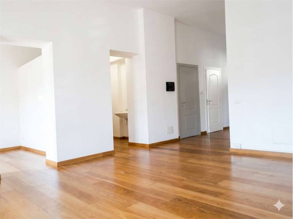 negozio in vendita a Torino in zona Centro Storico