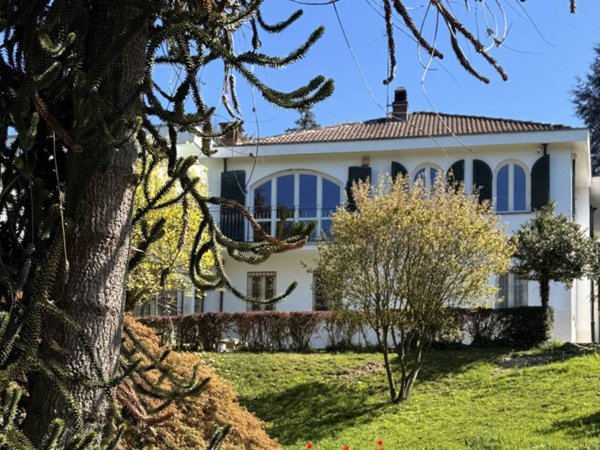 appartamento in vendita a Torino in zona Borgo Po