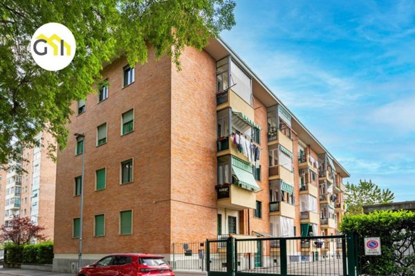 appartamento in vendita a Torino in zona Regio Parco