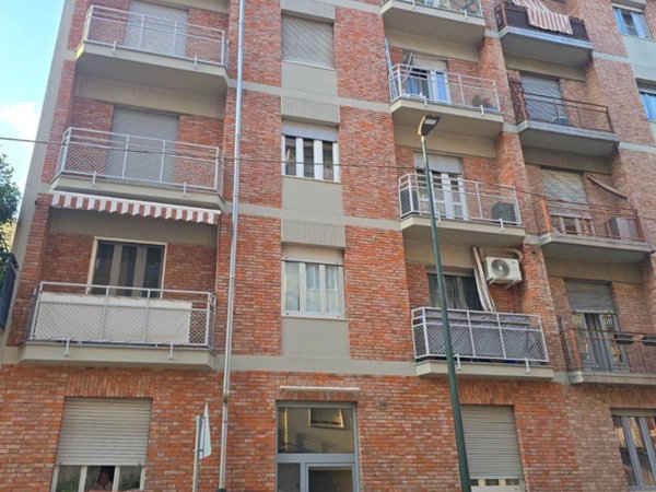appartamento in vendita a Torino in zona Parella