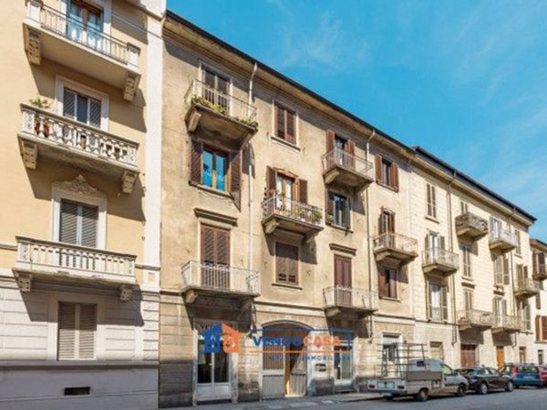 appartamento in vendita a Torino in zona Borgo San Paolo
