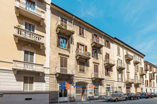 appartamento in vendita a Torino in zona Borgo San Paolo