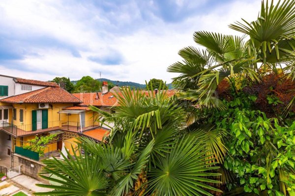 casa indipendente in vendita a Torino in zona Cavoretto