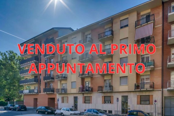 appartamento in vendita a Torino in zona Regio Parco